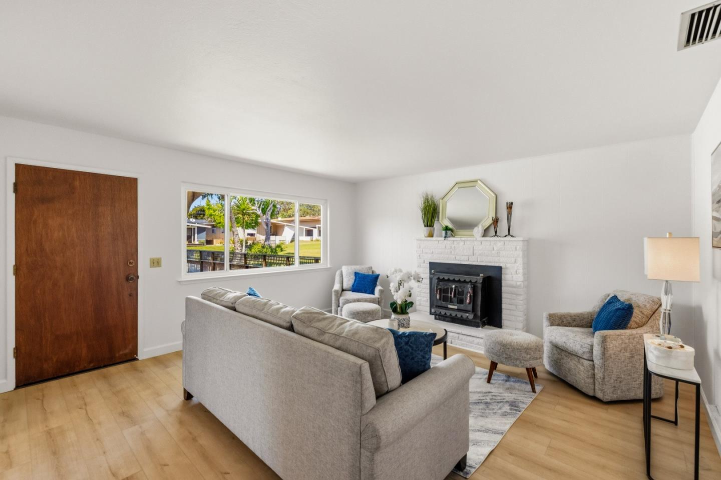 Detail Gallery Image 6 of 53 For 1317 Funston Ave, Pacific Grove,  CA 93950 - 3 Beds | 2 Baths