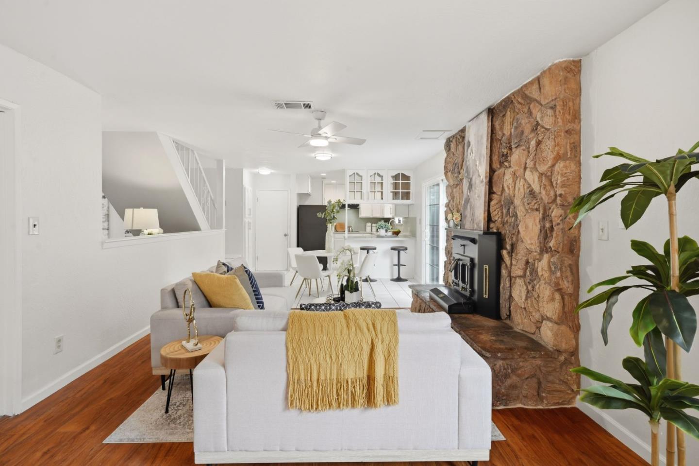 Detail Gallery Image 21 of 56 For 2934 Kilo Ave, San Jose,  CA 95124 - 4 Beds | 2 Baths