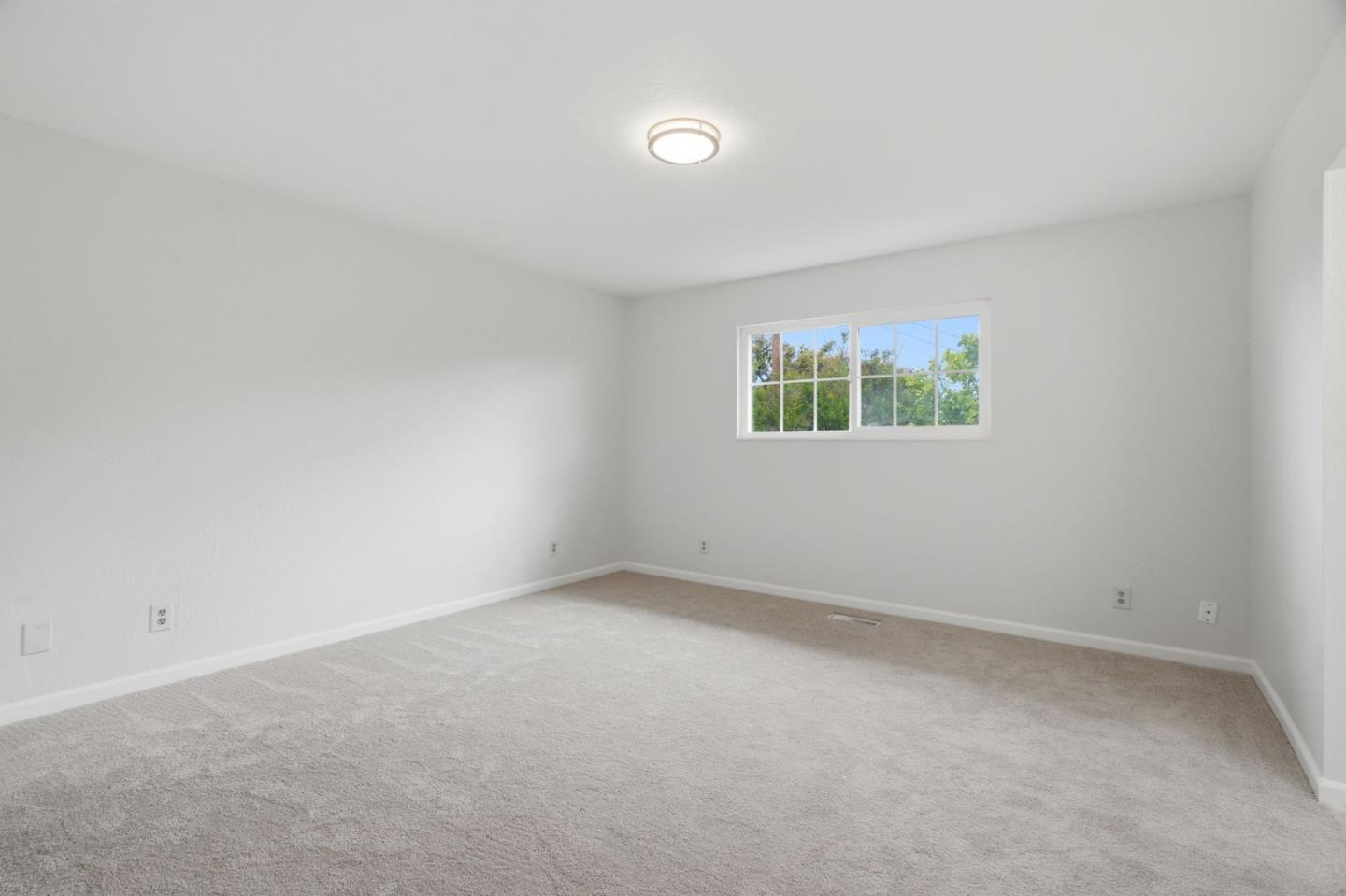 Detail Gallery Image 33 of 56 For 2934 Kilo Ave, San Jose,  CA 95124 - 4 Beds | 2 Baths