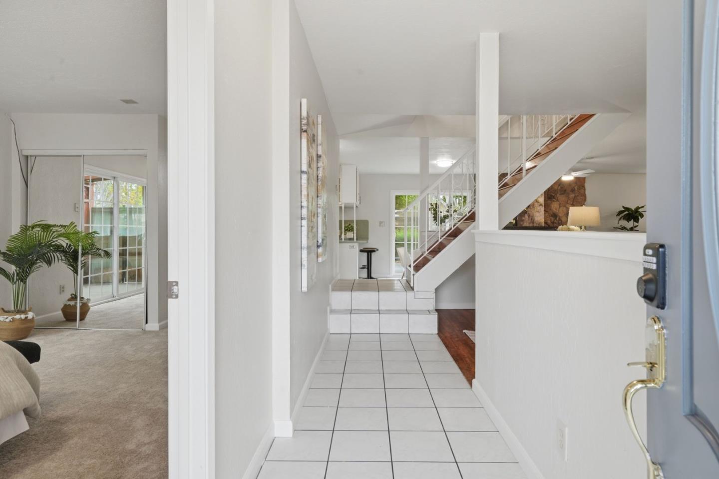 Detail Gallery Image 8 of 56 For 2934 Kilo Ave, San Jose,  CA 95124 - 4 Beds | 2 Baths