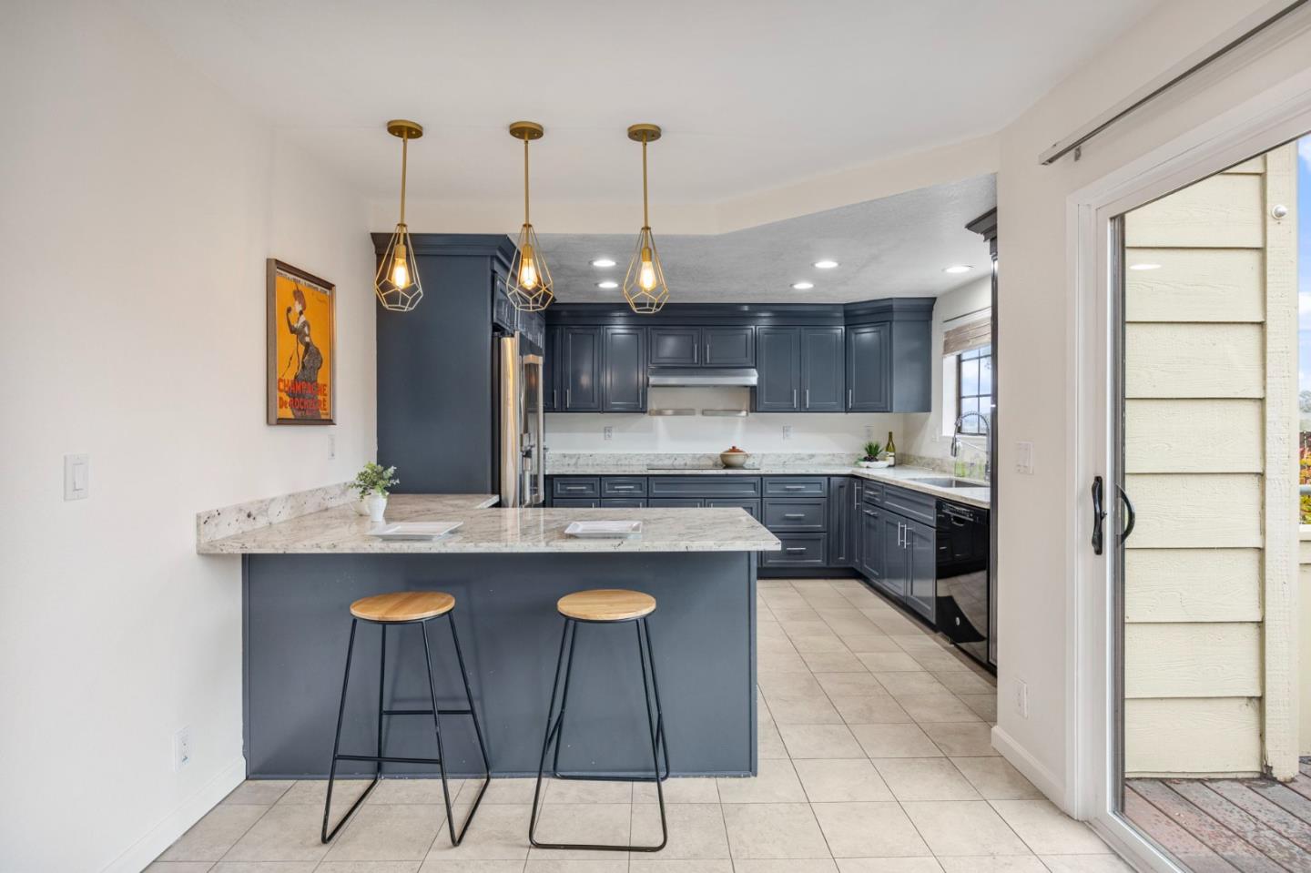 Detail Gallery Image 14 of 35 For 523 Elk Ridge #6,  San Jose,  CA 95136 - 3 Beds | 2 Baths