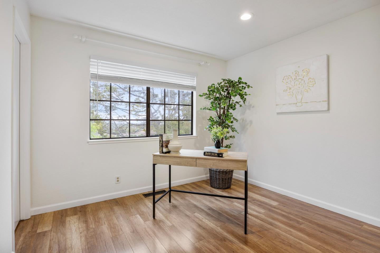 Detail Gallery Image 27 of 35 For 523 Elk Ridge #6,  San Jose,  CA 95136 - 3 Beds | 2 Baths