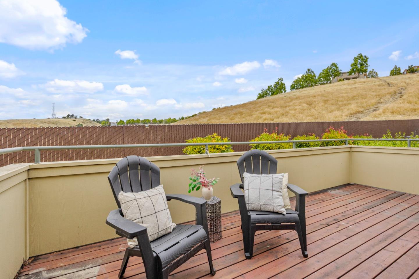 Detail Gallery Image 9 of 35 For 523 Elk Ridge #6,  San Jose,  CA 95136 - 3 Beds | 2 Baths