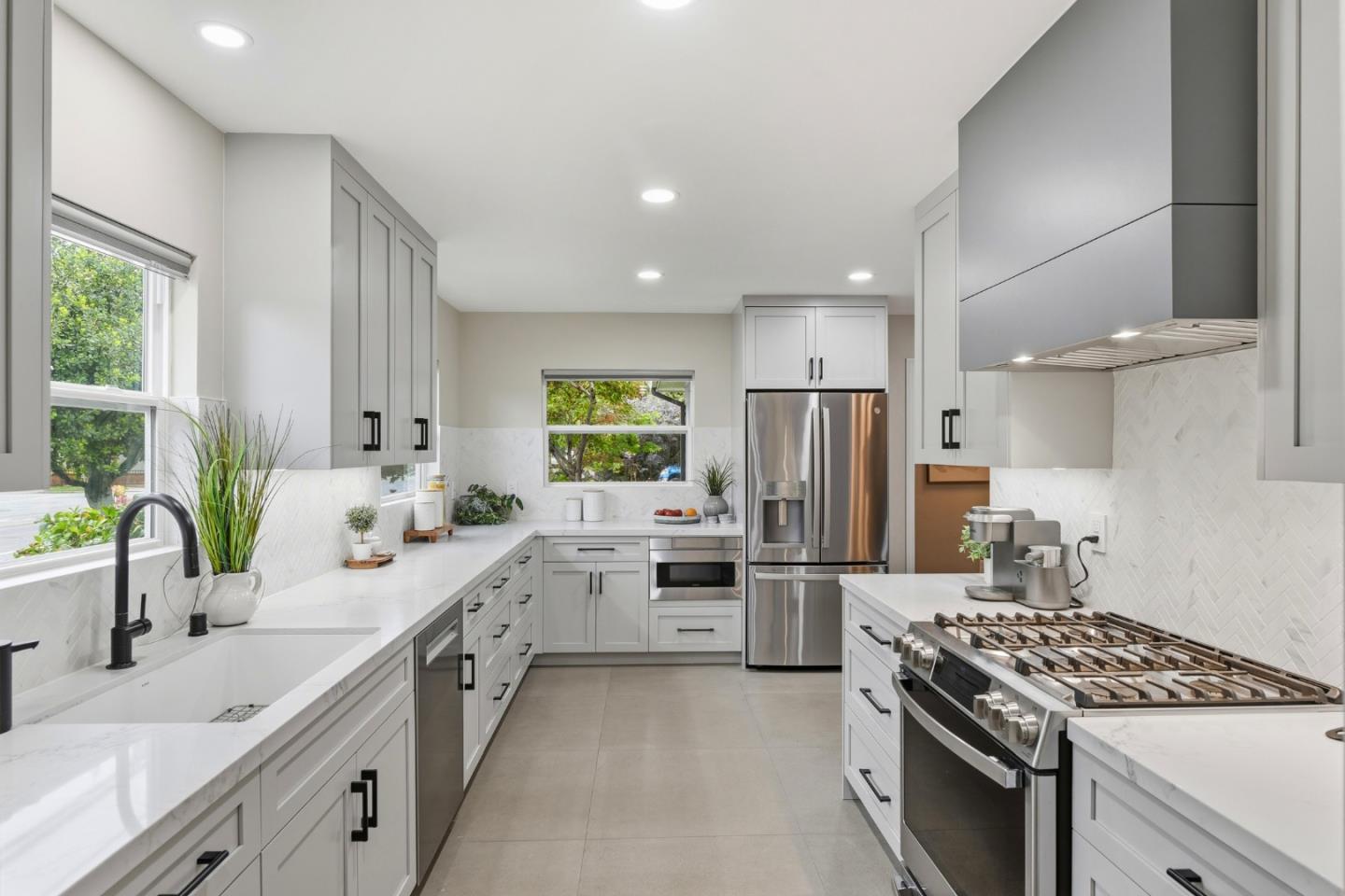 Detail Gallery Image 15 of 66 For 944 Malone Rd, San Jose,  CA 95125 - 3 Beds | 1/1 Baths