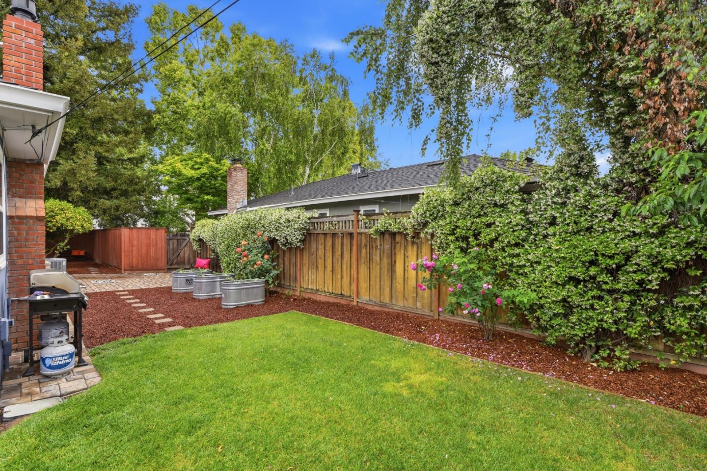 Detail Gallery Image 36 of 66 For 944 Malone Rd, San Jose,  CA 95125 - 3 Beds | 1/1 Baths