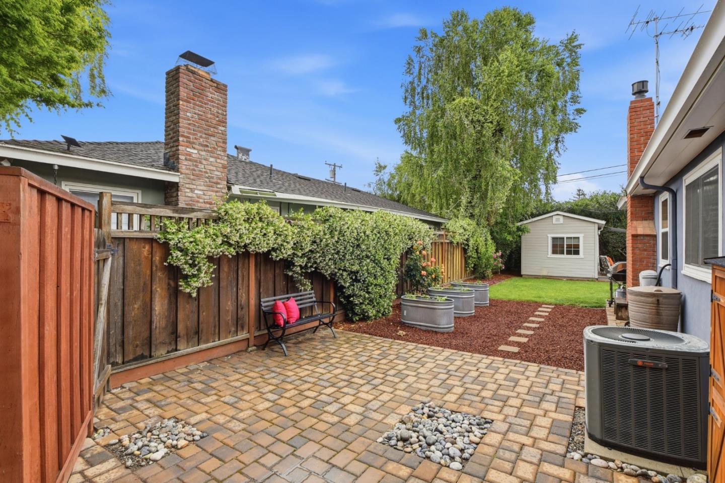 Detail Gallery Image 38 of 66 For 944 Malone Rd, San Jose,  CA 95125 - 3 Beds | 1/1 Baths