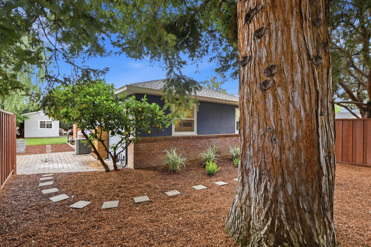 Detail Gallery Image 39 of 66 For 944 Malone Rd, San Jose,  CA 95125 - 3 Beds | 1/1 Baths