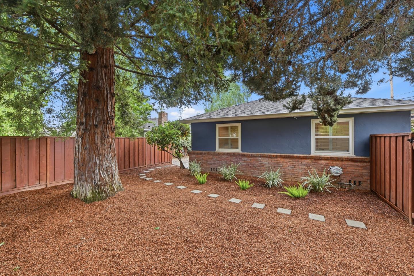 Detail Gallery Image 40 of 66 For 944 Malone Rd, San Jose,  CA 95125 - 3 Beds | 1/1 Baths