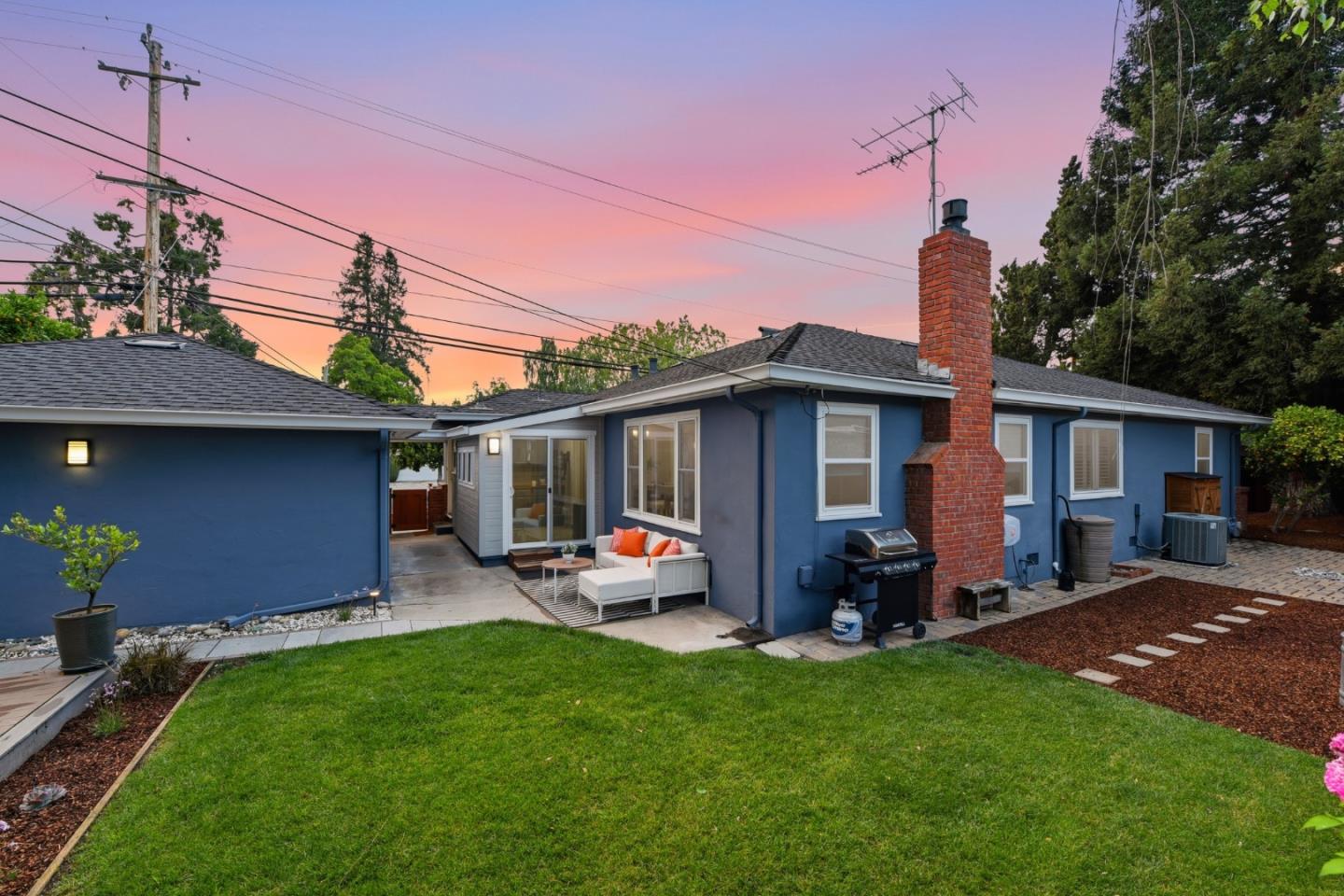 Detail Gallery Image 50 of 66 For 944 Malone Rd, San Jose,  CA 95125 - 3 Beds | 1/1 Baths