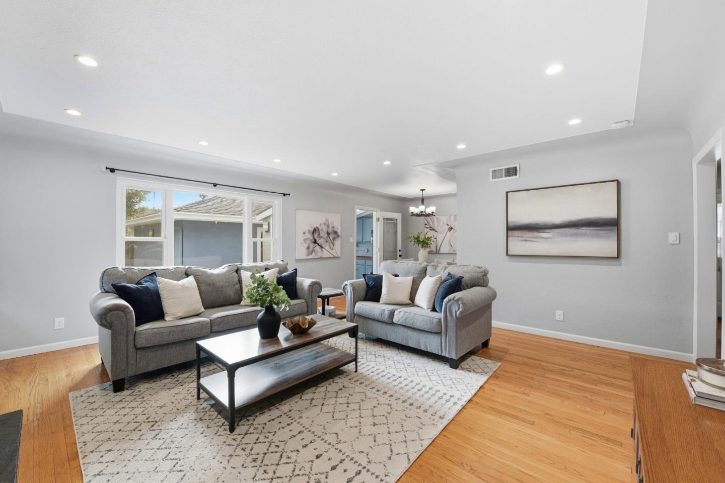 Detail Gallery Image 7 of 66 For 944 Malone Rd, San Jose,  CA 95125 - 3 Beds | 1/1 Baths