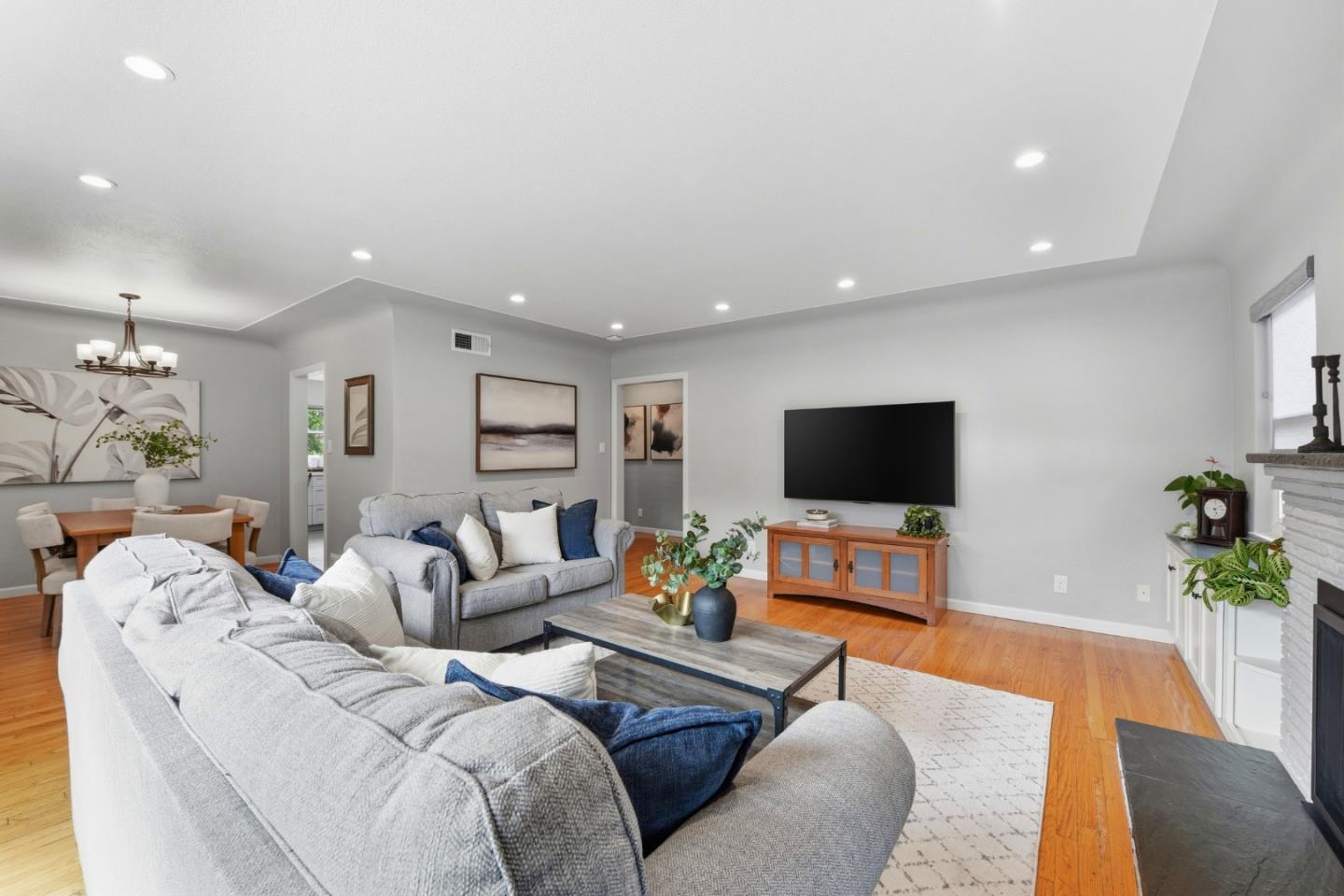 Detail Gallery Image 8 of 66 For 944 Malone Rd, San Jose,  CA 95125 - 3 Beds | 1/1 Baths