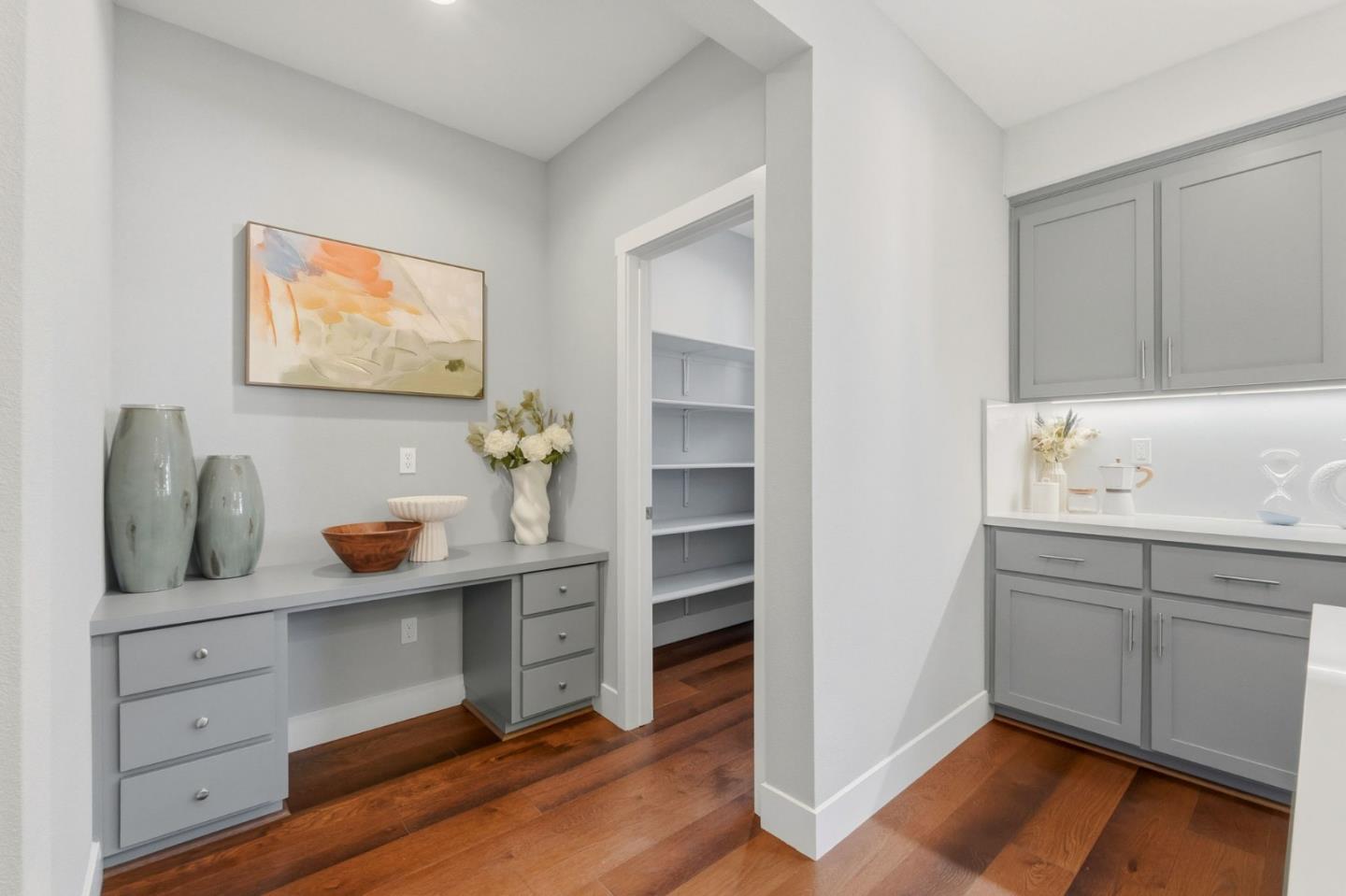 Detail Gallery Image 16 of 53 For 1098 Barberry Ter, Sunnyvale,  CA 94086 - 4 Beds | 3/1 Baths