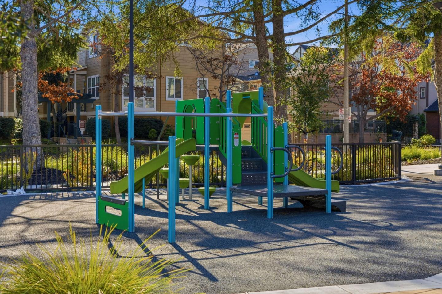 Detail Gallery Image 45 of 53 For 1098 Barberry Ter, Sunnyvale,  CA 94086 - 4 Beds | 3/1 Baths