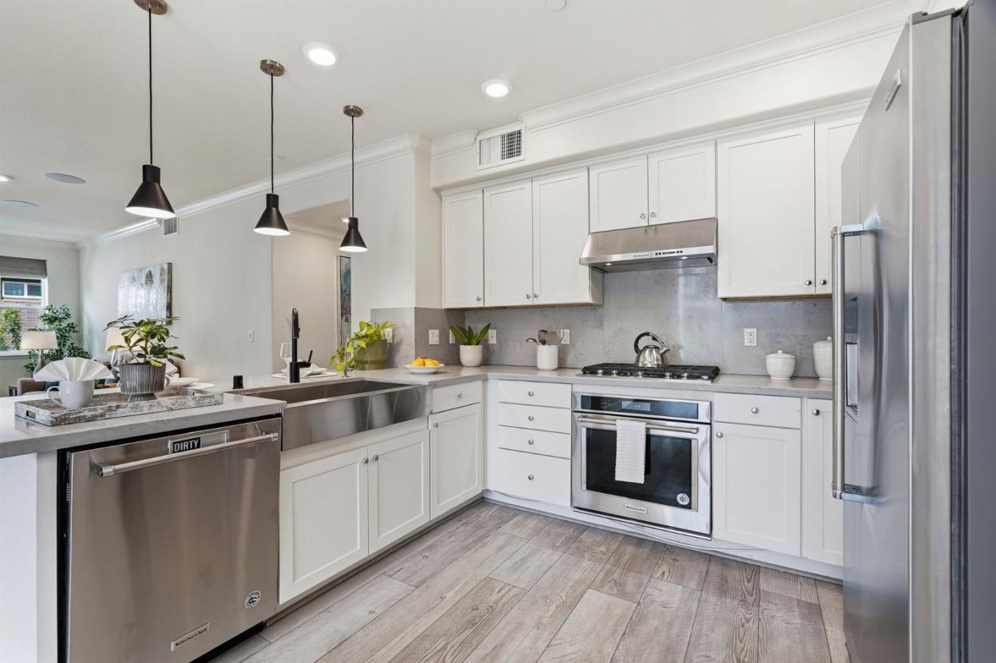 Photo #10: ML82044083 Listing: Photo #10