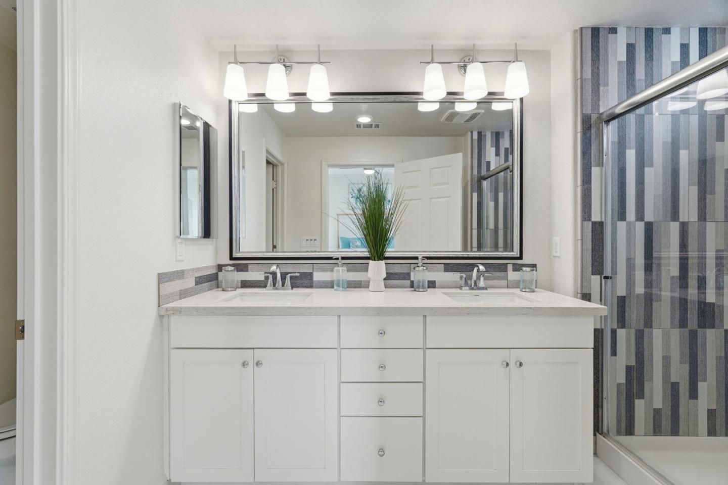 Photo #16: ML82044083 Listing: Photo #16