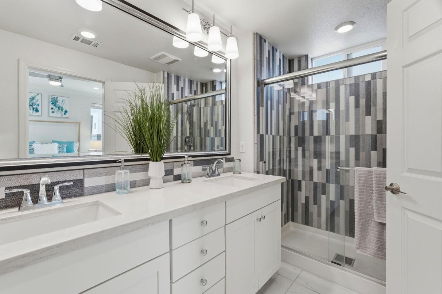 Photo #17: ML82044083 Listing: Photo #17