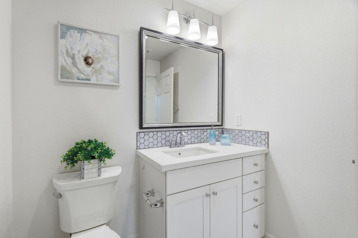 Photo #27: ML82044083 Listing: Photo #27