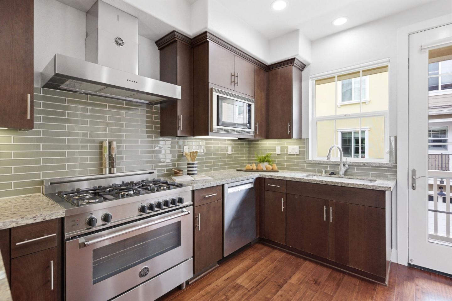 Photo #18: ML82044084 Listing: Photo #18