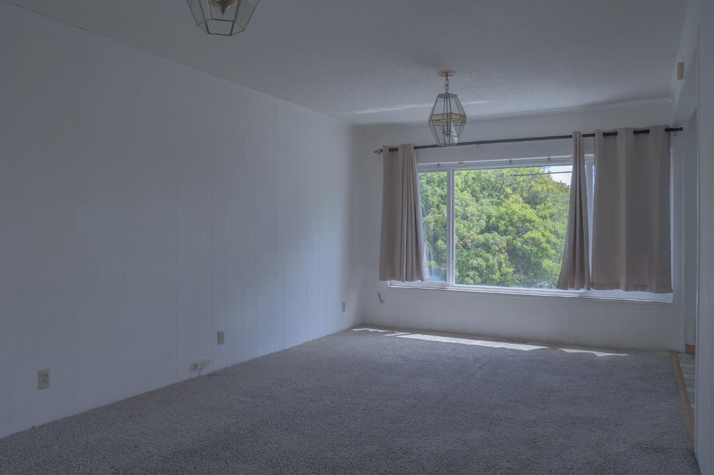 Detail Gallery Image 16 of 23 For 336 High St, Monterey,  CA 93940 - 3 Beds | 2 Baths