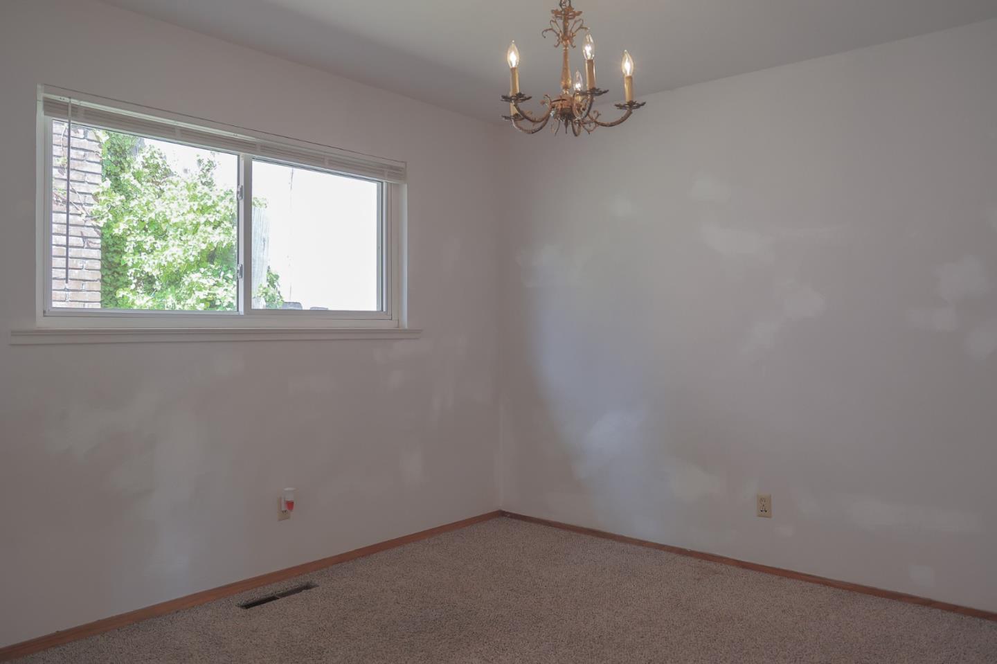 Detail Gallery Image 19 of 23 For 336 High St, Monterey,  CA 93940 - 3 Beds | 2 Baths