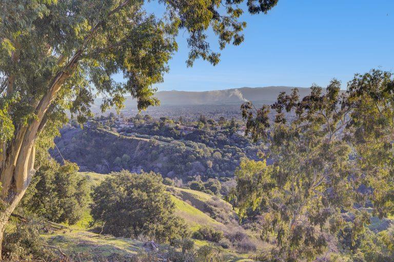 Detail Gallery Image 3 of 30 For 807 Boulder Dr, San Jose,  CA 95132 - – Beds | – Baths