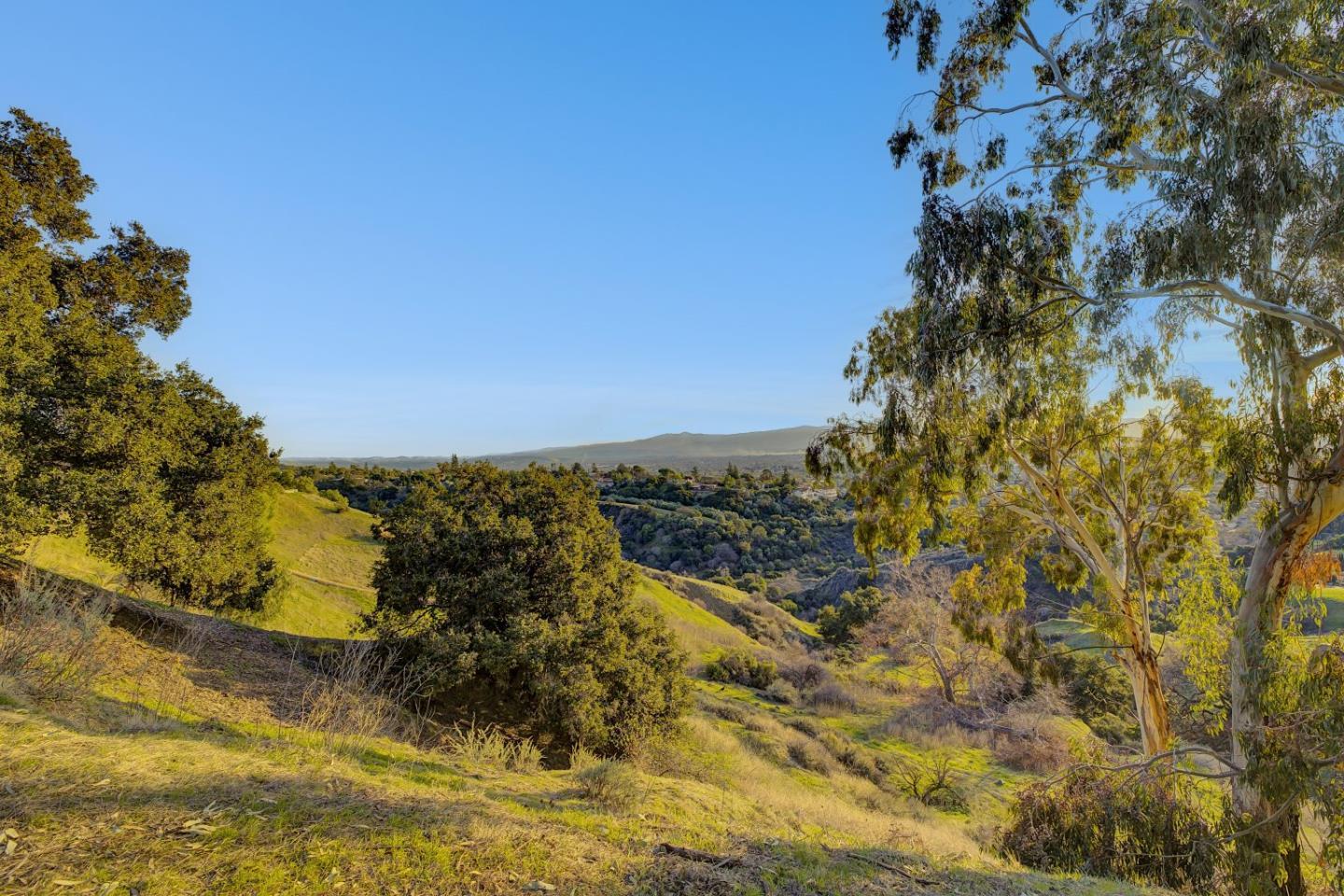 Detail Gallery Image 7 of 30 For 807 Boulder Dr, San Jose,  CA 95132 - – Beds | – Baths