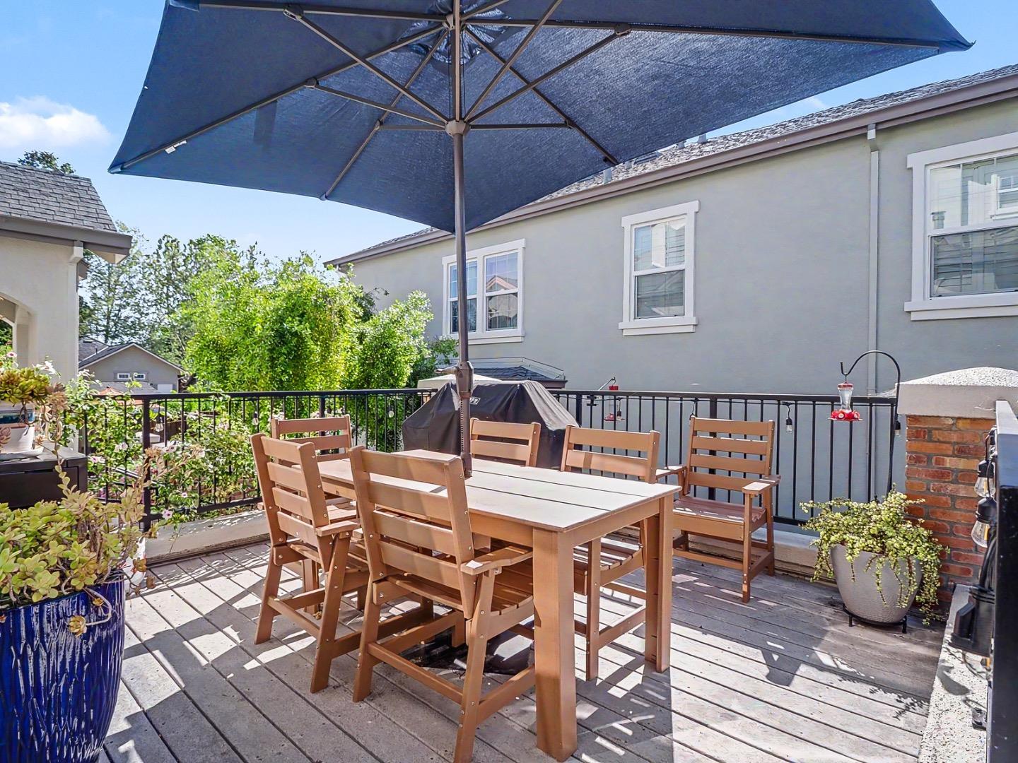 Detail Gallery Image 27 of 39 For 1100 Wabesco Pl, San Jose,  CA 95125 - 2 Beds | 2 Baths