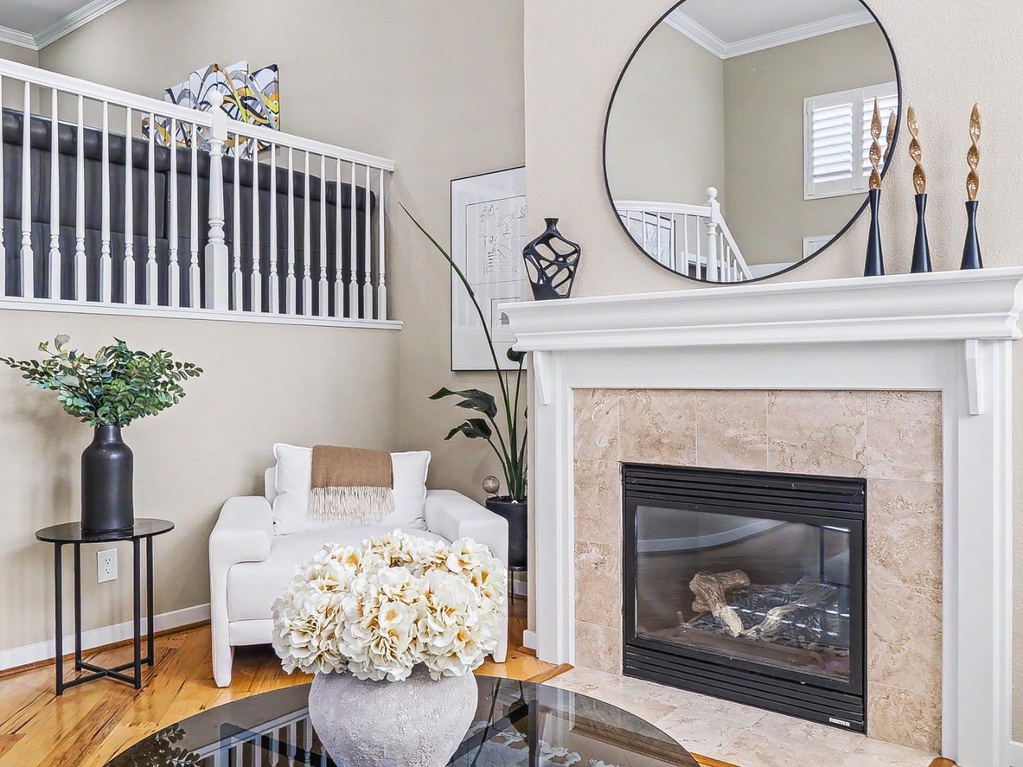 Detail Gallery Image 3 of 39 For 1100 Wabesco Pl, San Jose,  CA 95125 - 2 Beds | 2 Baths