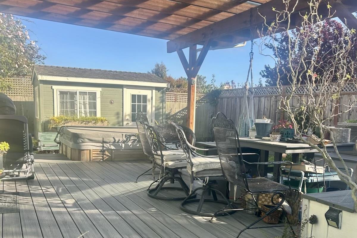 Detail Gallery Image 3 of 3 For Shelter Cove Dr, Half Moon Bay,  CA 94019 - 3 Beds | 2/1 Baths