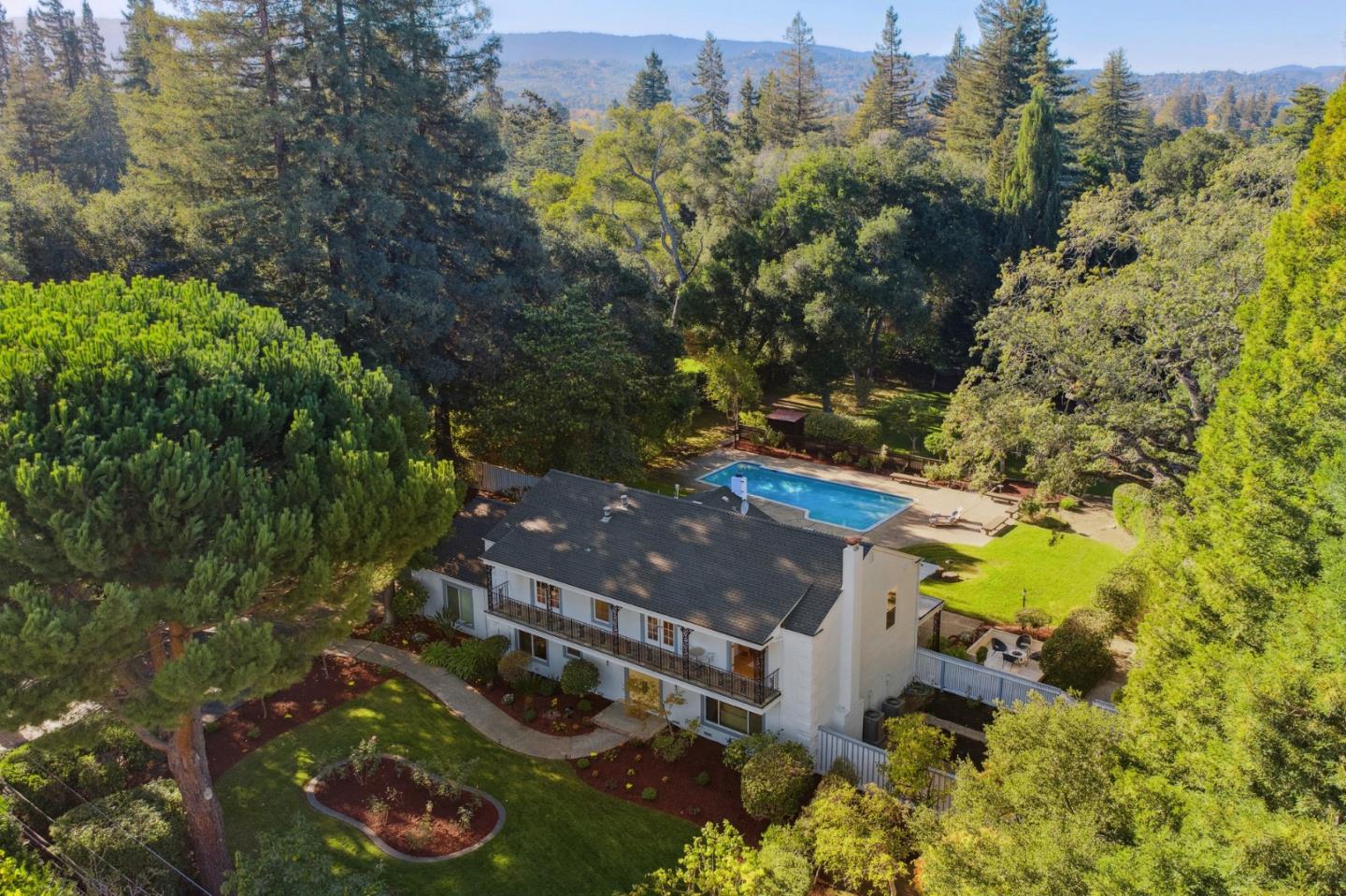 Front Image Thumbnail for ML82044099