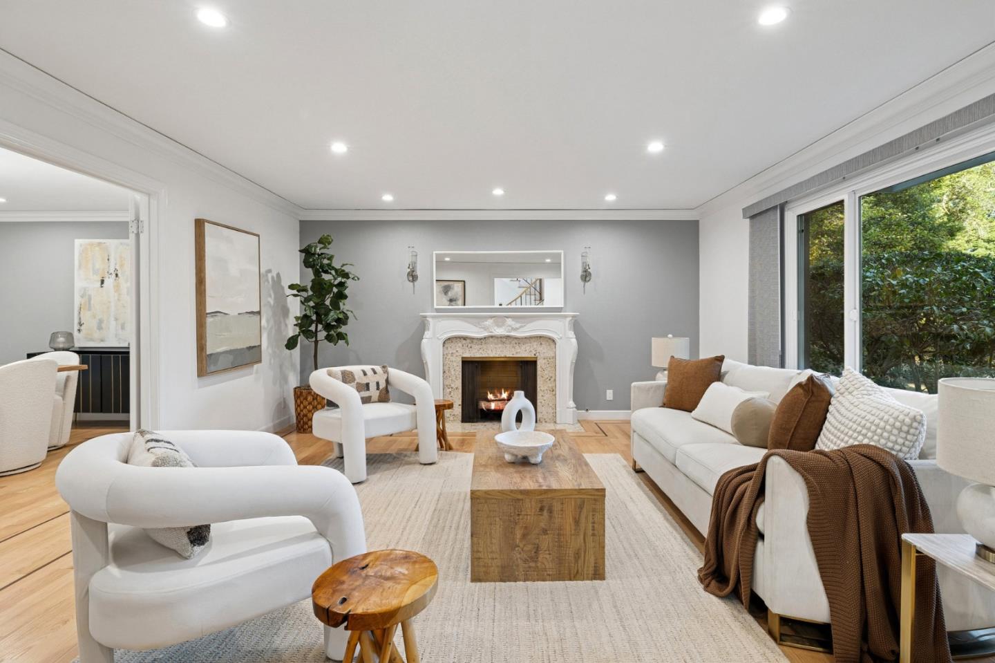 Detail Gallery Image 14 of 92 For 243 Selby Ln, Atherton,  CA 94027 - 6 Beds | 4 Baths