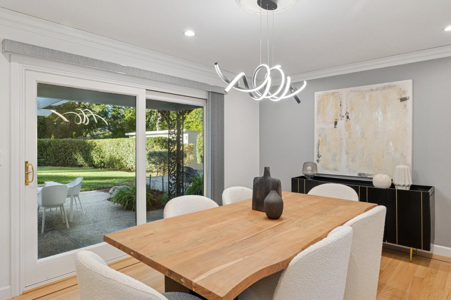 Detail Gallery Image 19 of 92 For 243 Selby Ln, Atherton,  CA 94027 - 6 Beds | 4 Baths