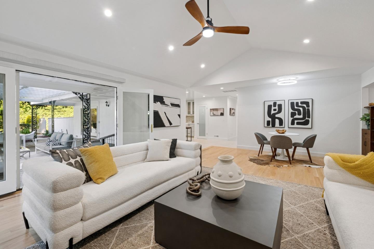 Detail Gallery Image 28 of 92 For 243 Selby Ln, Atherton,  CA 94027 - 6 Beds | 4 Baths