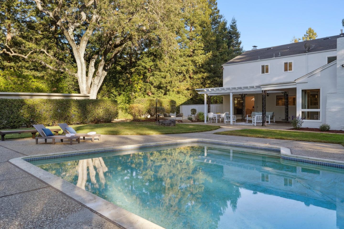 Detail Gallery Image 40 of 92 For 243 Selby Ln, Atherton,  CA 94027 - 6 Beds | 4 Baths