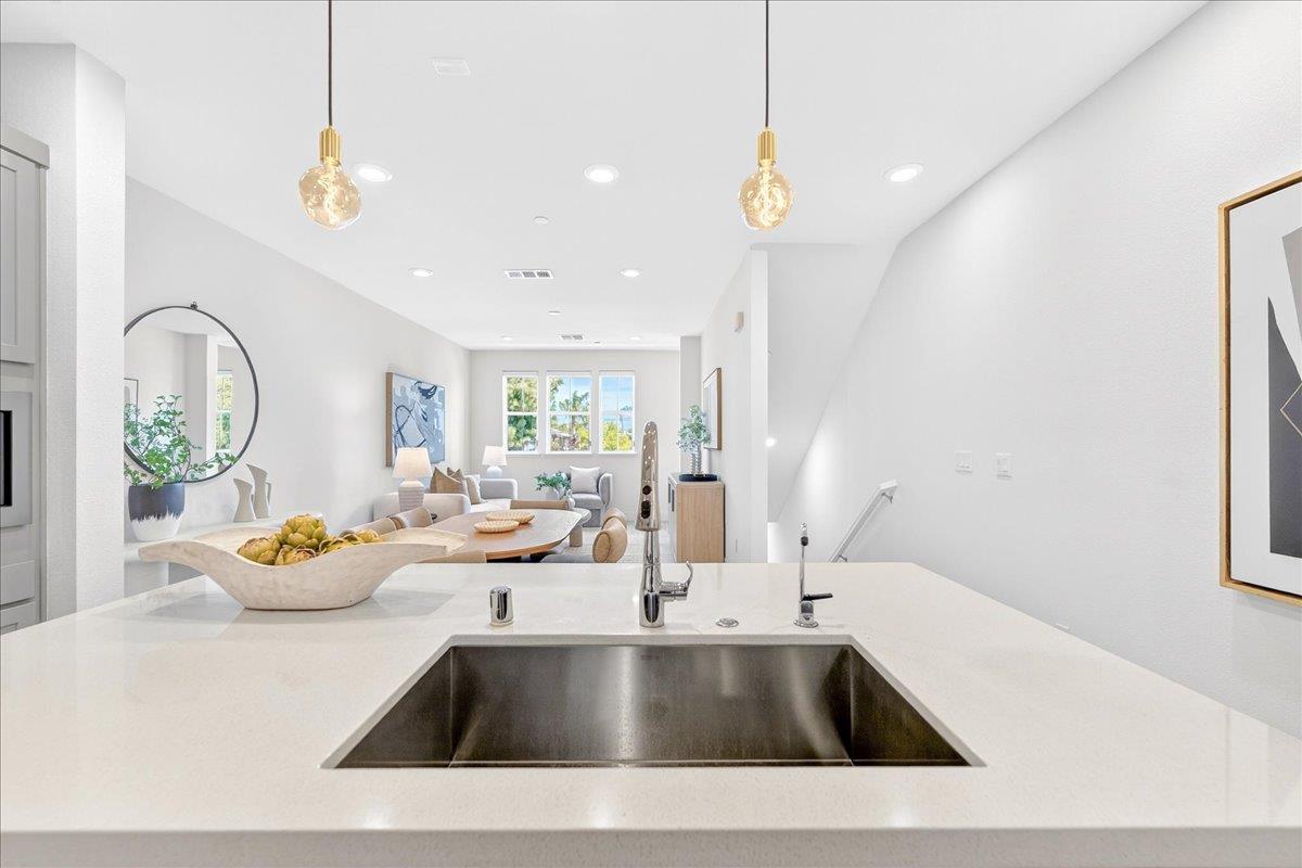 Photo #11: ML82044100 Listing: Photo #11