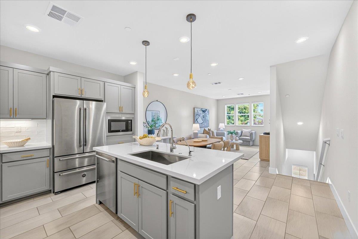 Photo #7: ML82044100 Listing: Photo #7