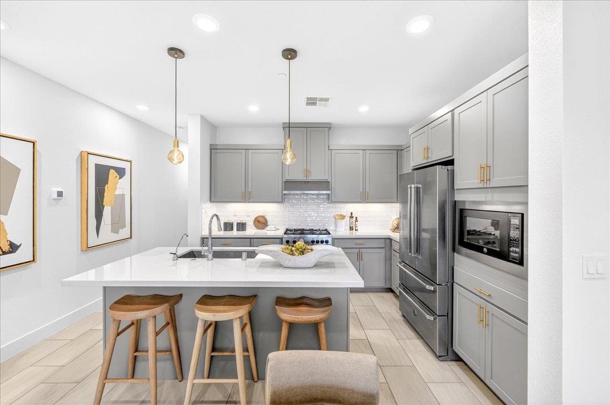 Photo #9: ML82044100 Listing: Photo #9