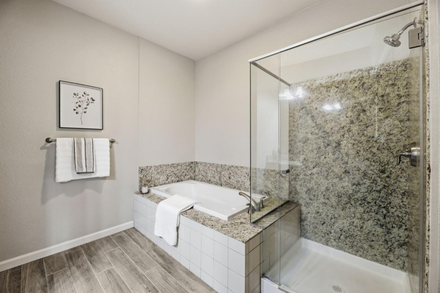 Photo #14: ML82044102 Listing: Photo #14