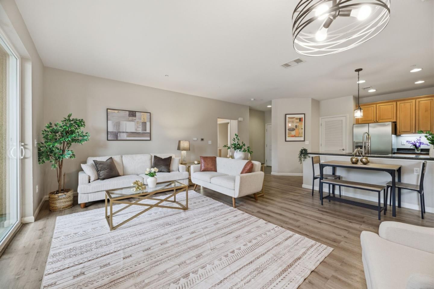 Photo #3: ML82044102 Listing: Photo #3