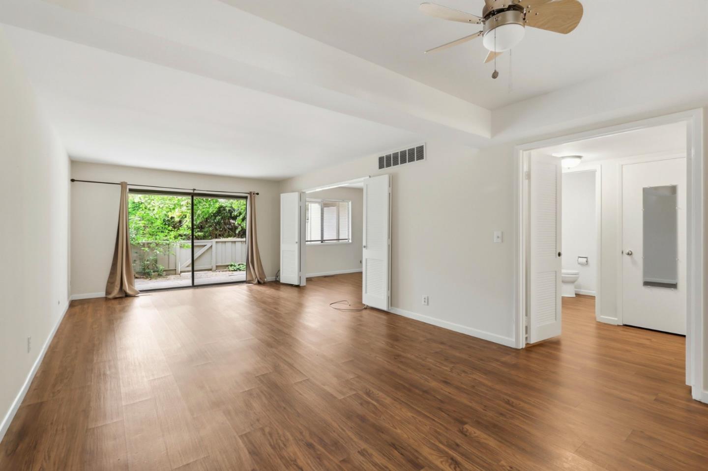 Detail Gallery Image 19 of 39 For 5492 Cribari Bnd, San Jose,  CA 95135 - 2 Beds | 2 Baths