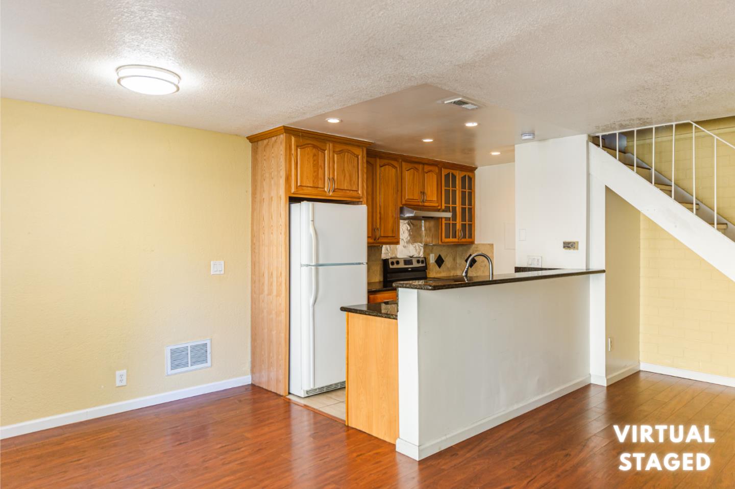 Detail Gallery Image 3 of 18 For 827 N Capitol Ave #2,  San Jose,  CA 95133 - 2 Beds | 1 Baths