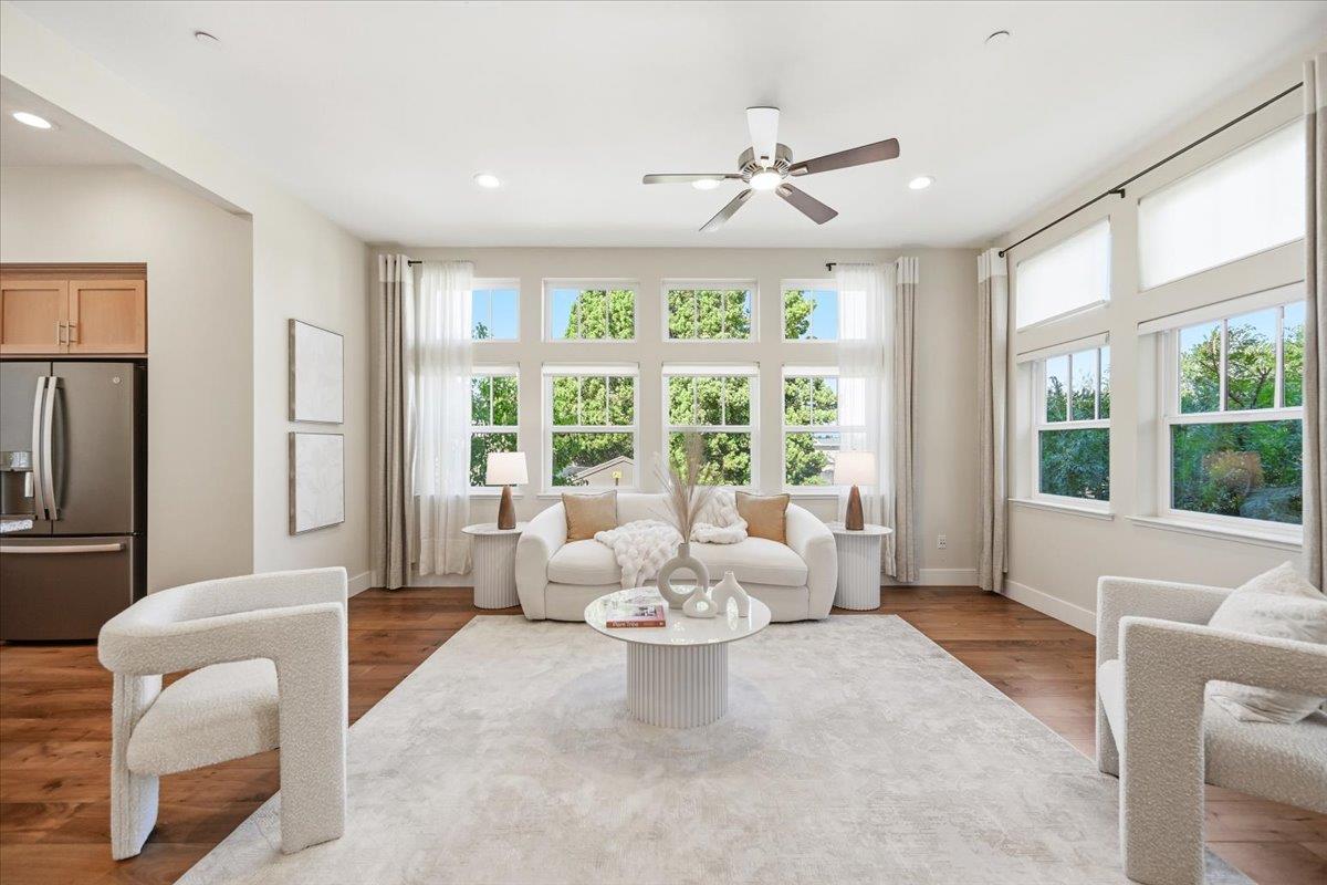 Detail Gallery Image 12 of 98 For 1918 Stella St, Mountain View,  CA 94043 - 4 Beds | 2/2 Baths