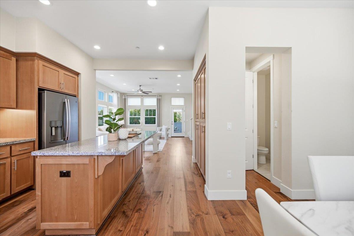 Detail Gallery Image 28 of 98 For 1918 Stella St, Mountain View,  CA 94043 - 4 Beds | 2/2 Baths