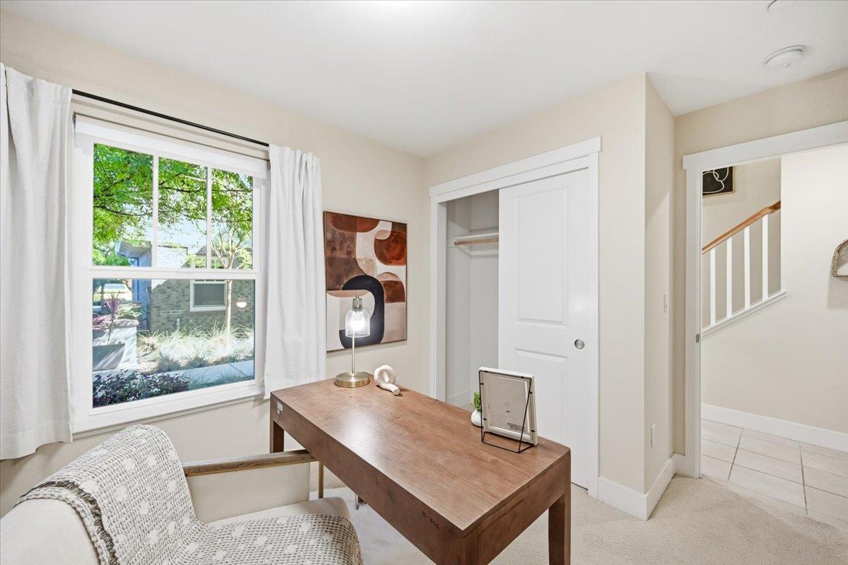 Detail Gallery Image 4 of 98 For 1918 Stella St, Mountain View,  CA 94043 - 4 Beds | 2/2 Baths