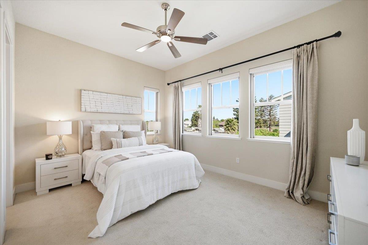 Detail Gallery Image 44 of 98 For 1918 Stella St, Mountain View,  CA 94043 - 4 Beds | 2/2 Baths