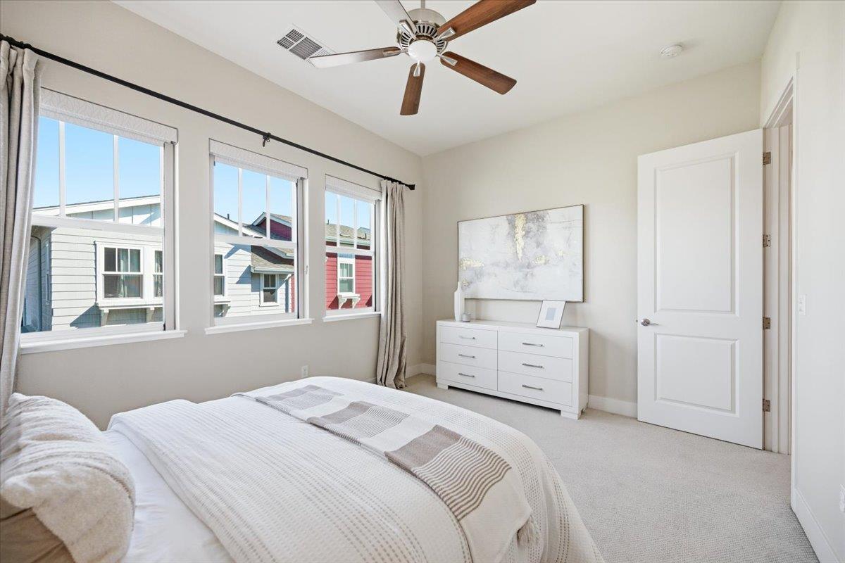 Detail Gallery Image 48 of 98 For 1918 Stella St, Mountain View,  CA 94043 - 4 Beds | 2/2 Baths