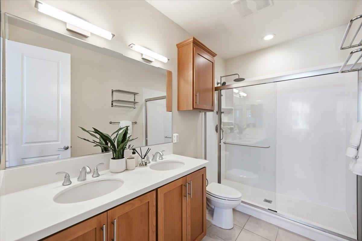 Detail Gallery Image 51 of 98 For 1918 Stella St, Mountain View,  CA 94043 - 4 Beds | 2/2 Baths