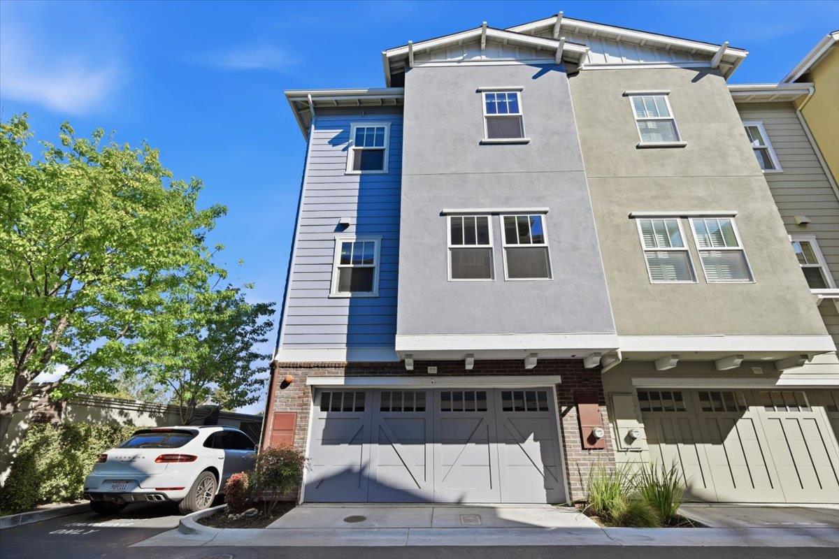 Detail Gallery Image 67 of 98 For 1918 Stella St, Mountain View,  CA 94043 - 4 Beds | 2/2 Baths