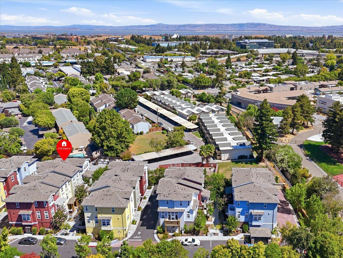 Detail Gallery Image 80 of 98 For 1918 Stella St, Mountain View,  CA 94043 - 4 Beds | 2/2 Baths