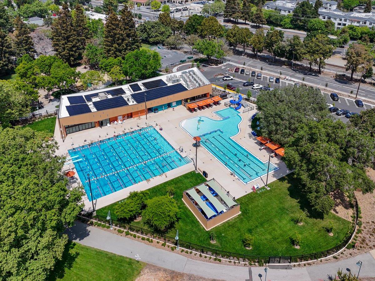 Detail Gallery Image 84 of 98 For 1918 Stella St, Mountain View,  CA 94043 - 4 Beds | 2/2 Baths